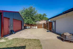 2102 SE 10th St, Mineral Wells, TX 76067 - Photo 37
