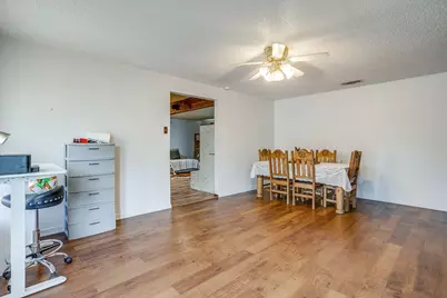 2102 SE 10th Street, Mineral Wells, TX 76067 - Photo 11