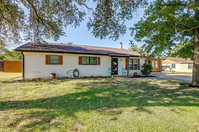 2102 SE 10th Street, Mineral Wells, TX 76067 - Photo 3