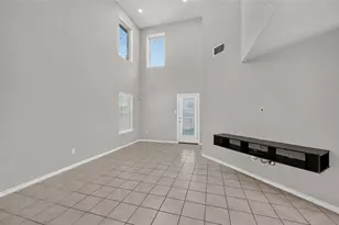 1518 Illinois Ave, Lancaster, TX 75134 - Photo 11