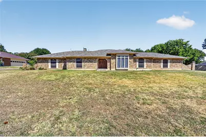 1226 Ranch Valley Drive, DeSoto, TX 75115 - Photo 3