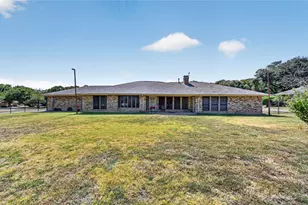 1226 Ranch Valley Dr, DeSoto, TX 75115 - Photo 33