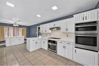 1226 Ranch Valley Drive, DeSoto, TX 75115 - Photo 11