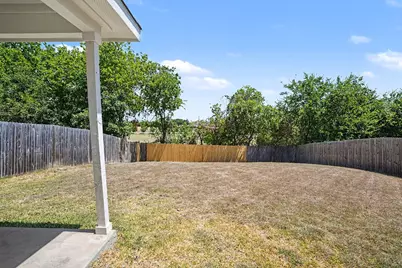 2640 Pioneer Bluffs Road, Balch Springs, TX 75181 - Photo 15
