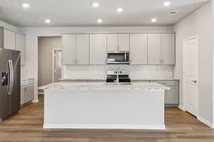 2122 Longchamp Ln, Seagoville, TX 75159 - Photo 3