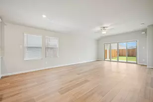 2102 Cottongrass Dr, Sherman, TX 75092 - Photo 11