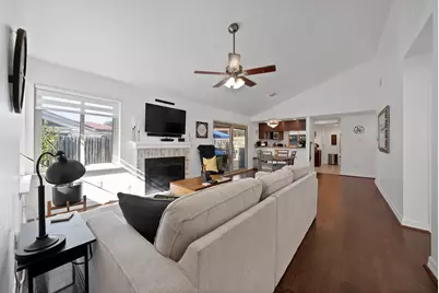 5919 Baroncrest Drive, Arlington, TX 76017 - Photo 7