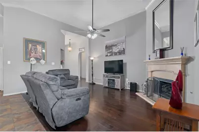 5813 Longmont Drive, Denton, TX 76208 - Photo 7