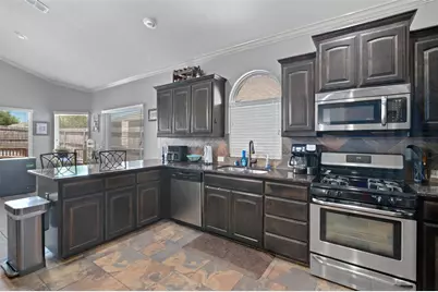5813 Longmont Drive, Denton, TX 76208 - Photo 3