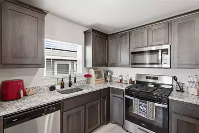 916 American Flyer Boulevard, Fort Worth, TX 76108 - Photo 5