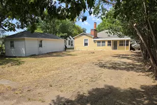 1033 Lockhart, Sherman, TX 75092 - Photo 13