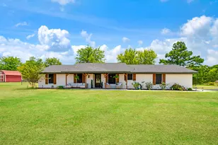 19 County Rd 43040, Powderly, TX 75473 - Photo 1