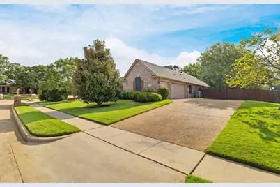 1602 Oak Ridge Drive, Corinth, TX 76210 - Photo 3