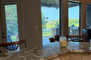 2371 Country Club Road W, Longview, TX 75602 - Photo 9