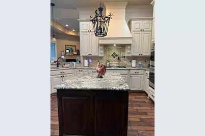 2371 Country Club Road W, Longview, TX 75602 - Photo 3