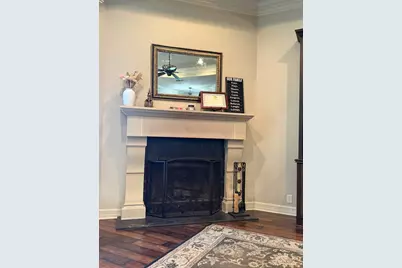 2371 Country Club Road W, Longview, TX 75602 - Photo 11