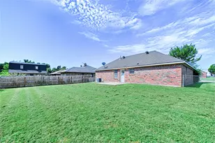5003 Canton St, Greenville, TX 75402 - Photo 25