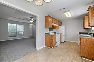 5003 Canton St, Greenville, TX 75402 - Photo 9