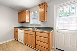 5003 Canton St, Greenville, TX 75402 - Photo 9
