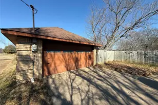116 Crest Brook Dr, Red Oak, TX 75154 - Photo 11