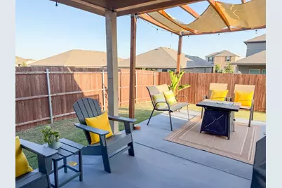613 Whitecomb Lane, Justin, TX 76247 - Photo 3