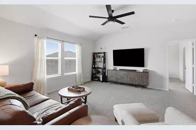 613 Whitecomb Lane, Justin, TX 76247 - Photo 13