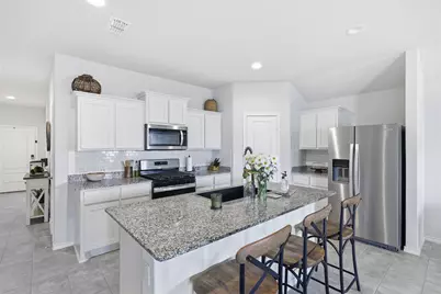 613 Whitecomb Lane, Justin, TX 76247 - Photo 5
