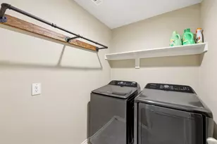 613 Whitecomb Ln, Justin, TX 76247 - Photo 23
