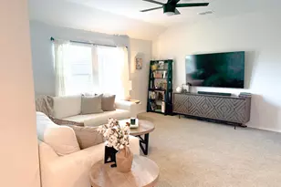 613 Whitecomb Ln, Justin, TX 76247 - Photo 9