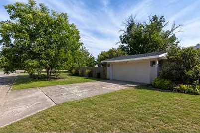 1801 Sylvan Drive, Abilene, TX 79605 - Photo 3
