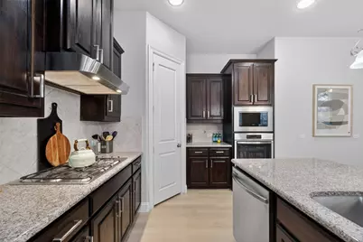 3620 Walden Drive, McKinney, TX 75071 - Photo 9
