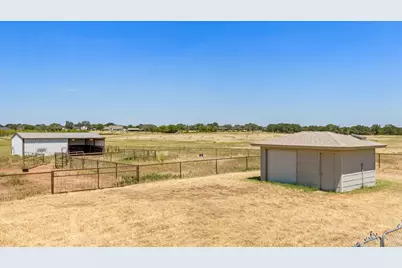 330 Reed Road, Granbury, TX 76049 - Photo 33