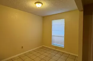 4501 Mizzenmast Ct, Fort Worth, TX 76135 - Photo 5