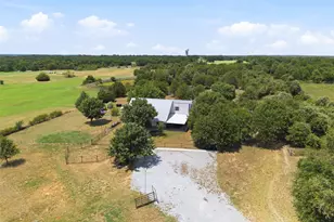 1724 Co Rd 4790, Boyd, TX 76023 - Photo 35