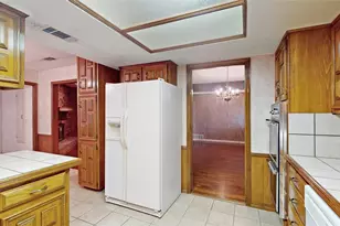 1543 Glenhill Ln, Lewisville, TX 75077 - Photo 7
