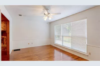 1543 Glenhill Lane, Lewisville, TX 75077 - Photo 23