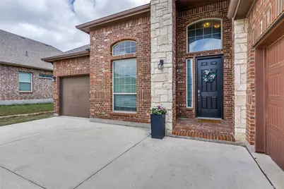 8940 Jewel Flower Drive, Fort Worth, TX 76131 - Photo 3