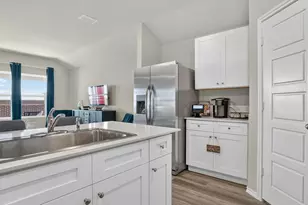 1053 Burnt Rnch Ln, Fort Worth, TX 76131 - Photo 5