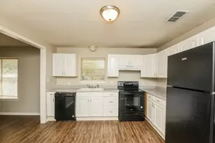 841 Hackamore St, White Settlement, TX 76108 - Photo 7