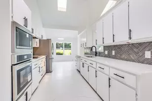 7717 Woodside Hl, Fort Worth, TX 76179 - Photo 3