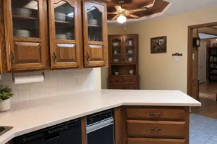 1090 Bells Chapel Rd, Pecan Hill, TX 75165 - Photo 7