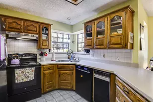 1090 Bells Chapel Rd, Pecan Hill, TX 75165 - Photo 5