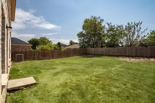 134 Morning Glory, Sanger, TX 76266 - Photo 35