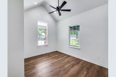 2904 8th Avenue, Fort Worth, TX 76110 - Photo 7