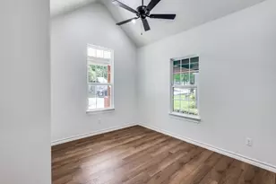 2904 8th Ave, Fort Worth, TX 76110 - Photo 7