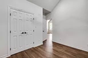 2904 8th Ave, Fort Worth, TX 76110 - Photo 9