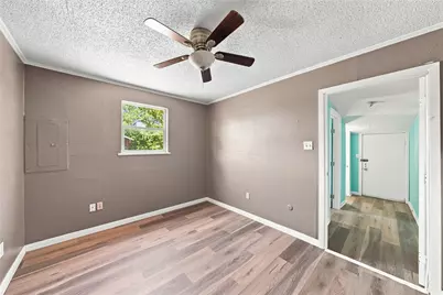 1818 Willis Lane, Bellmead, TX 76704 - Photo 13