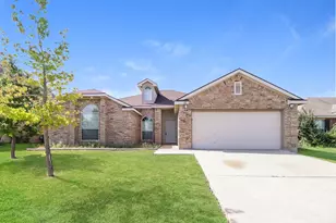911 Joshua Dr, Burleson, TX 76028 - Photo 1