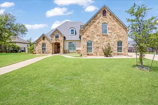 35 S Bob Jones Ct, Pottsboro, TX 75076 - Photo 1