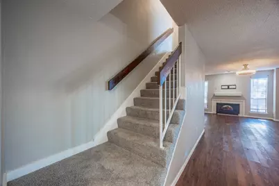 7337 Kingswood Circle, Fort Worth, TX 76133 - Photo 3